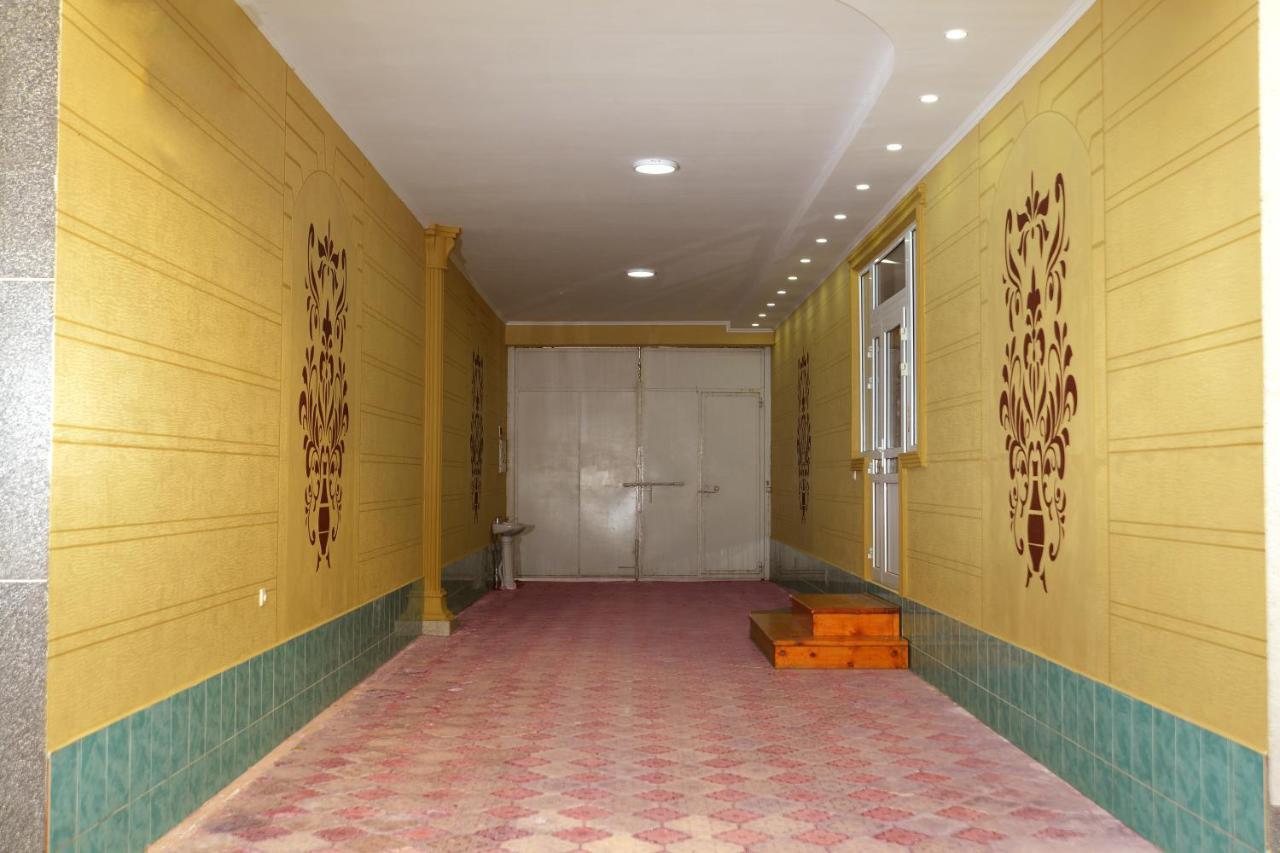 Astoria B&B Osh Ngoại thất bức ảnh